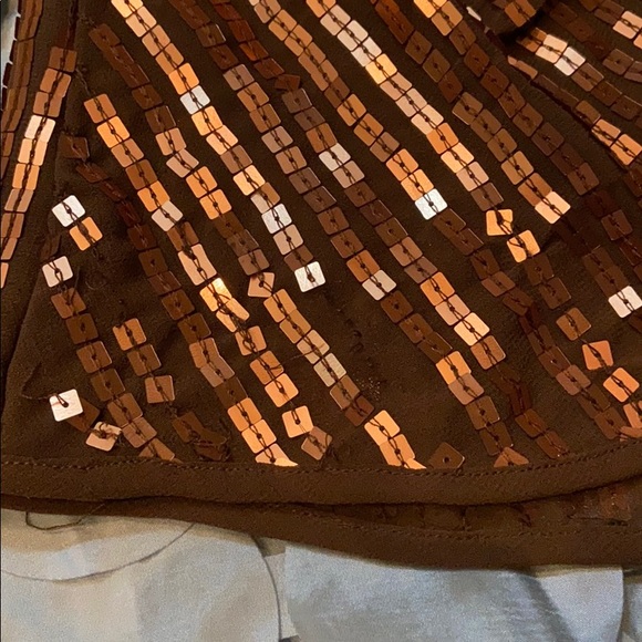Brown chiffon with copper square sequins vest. - Picture 4 of 4